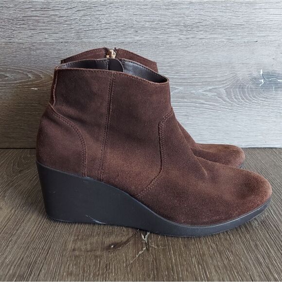 CROCS leigh Wedge Women's Espresso Chelsea Boot Shoes Size 9 - Picture 1 of 9